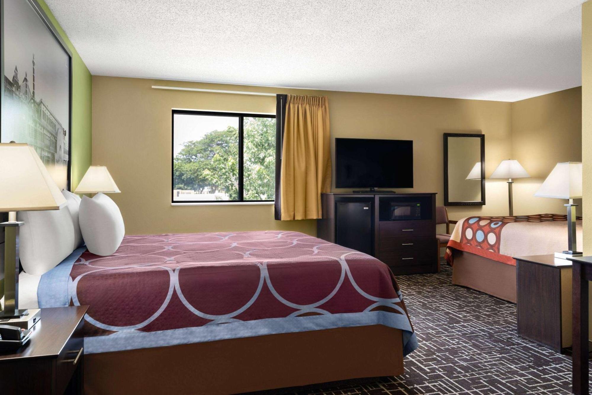Super 8 By Wyndham Dyersville Экстерьер фото